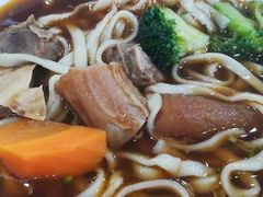 金牌半筋半肉面-康师傅私房牛肉面(北京南站店)