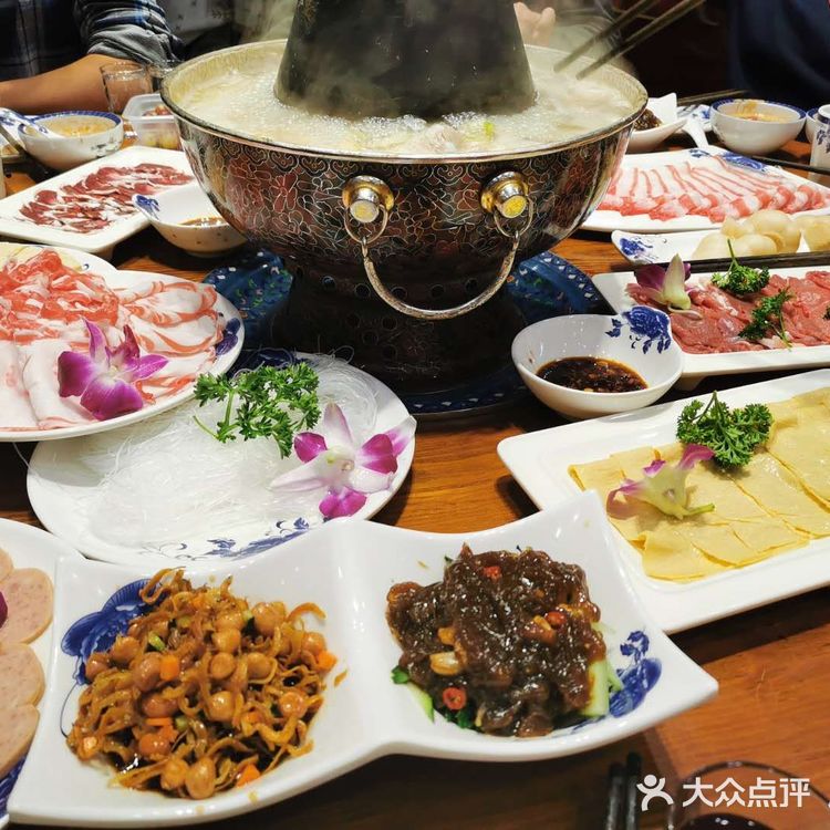 酸菜，血肠，非常满意，味道不错。总之