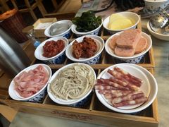 -月满大江火锅(总府路店)