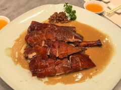 正宗炭燒黑棕鵝(半隻)-镛记酒家