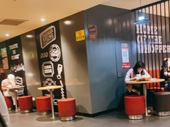 大堂-汉堡王(西直门凯德MALL店)