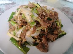 葱爆羊肉-华春餐馆(鱼山路店)