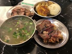 -清真·玛丽亚新疆菜主题餐厅(浙江中路店)