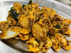 蛤蜊啦啦-黄亚华小食店(Jalan Alor)