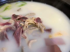 -鸭味先老鸭粉丝馆(瑞金路二号四号小区店)