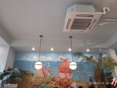 大堂-WHEN PIGS FLY当猪飞