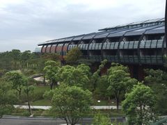 -上海滴水湖皇冠假日酒店