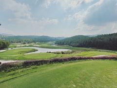 -阳光高尔夫俱乐部