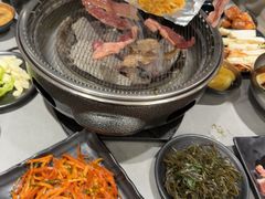 -啊美丽炭火烤肉(滑翔一店)