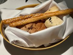 -Erman岩烧牛排(虹桥南丰城店)