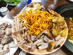 -菌乡缘·野生菌蒸汽鱼火锅(江边夜市店)