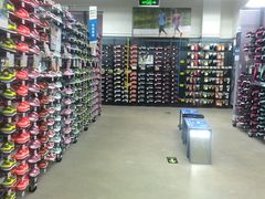 -迪卡侬(观山店)
