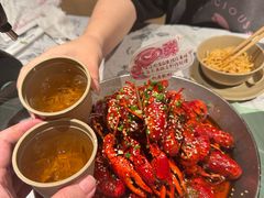 -巴厘龙虾·榜首油焖大虾(音乐学院·沿江酒馆店)
