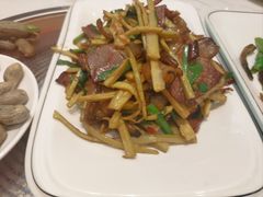 -钟记陕南菜·煎锅鱼(红专南路店)