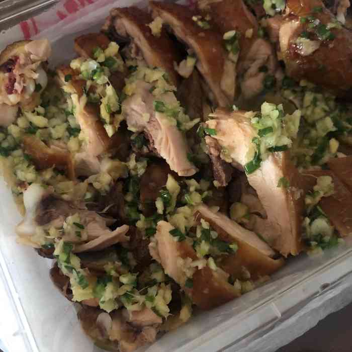 利苑烧鹅(新龙岗花园店)-"非常不好吃的烧鹅,明明问了是不是今天的,.