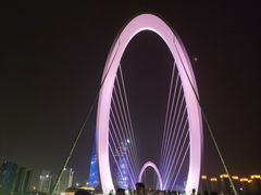 -南京眼步行桥