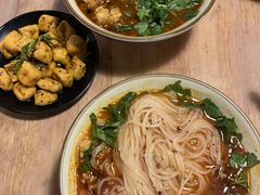 -叁窝雀·云南小锅米线(万象汇店)