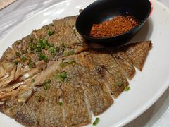 -肥肥虾庄·金牌油焖大虾(首义路店)