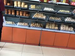 面包甜点陈列柜-一大糕点(纬六路店)