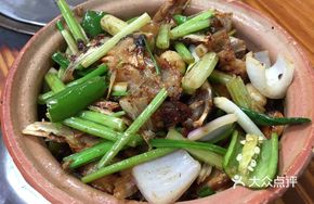Pan-fried and Steamed Fish Head