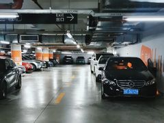 -旺墩道135融盛商务中心-停车场