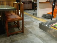 -胡须佬鸡煲四季火锅店(石厦西村直营店)