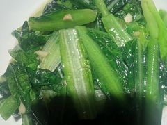 -湘西小馆(滨河路店)