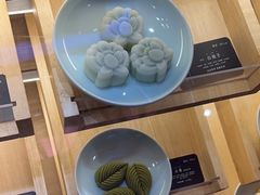 -阮大兴糕团(滨江宝龙店)