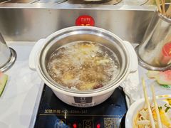 -百品聚旋转火锅(万德庄店)