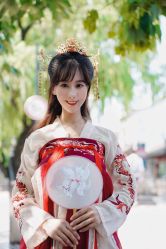 -一揽芳华汉服旗袍体验馆(拙政园店)