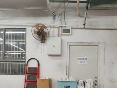 -小民大排档(江汉路店)