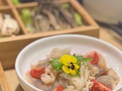 -十二舍·湯物素煮(江泰潤政店)