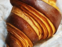 巧克力香蕉羊角包-OUR Bakery(三里屯太古里店)