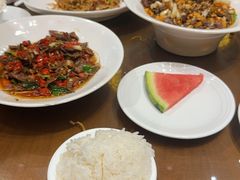 -钵家大院·地道湖北菜(江夏·大花岭店)