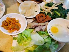 -桥香园云南过桥米线(金马碧鸡店)