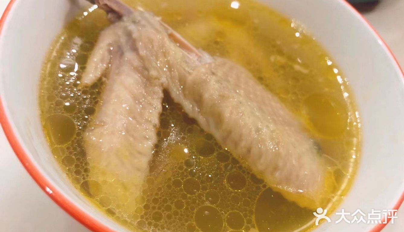 一锅自制鸡汤 （矿泉水）
