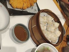 -馋三尺蟹粉小笼(人民广场店)