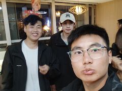 -海底捞火锅(威高广场店)