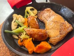 -必胜客(上海华谊新所店)