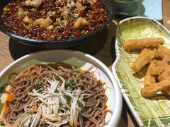 -老妈私房鱼头(欧洲城店)