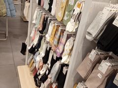 -hotwind热风(中贸广场店)