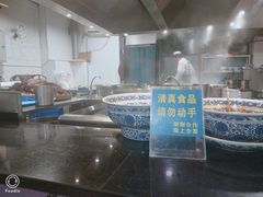 -陇上全荟兰州传统牛肉面(延吉路店)