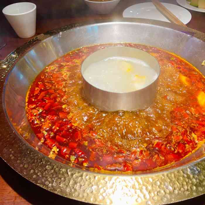 巴邑火锅(港隆广场店)-"之前一直想来港隆广场这家巴邑火锅,这次终.