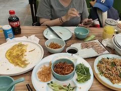 -合合春饼·酱骨·东北菜(潘家园店)