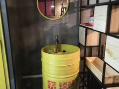 -臻鲜燕海鲜融合餐厅(金陵style店)