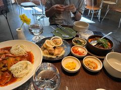 -Fuzzy Bistro 浮几韩餐·茶酒馆