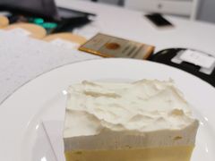 -Fridi Patisserie Cafe