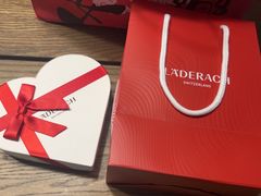 -Laderach 莱德拉(上海环贸iapm店)