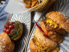 -Let'sBURGERplus·非常创意汉堡(三里屯店)