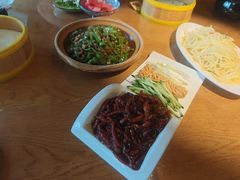 -顶顶香煎饼家常菜(金花南路店)